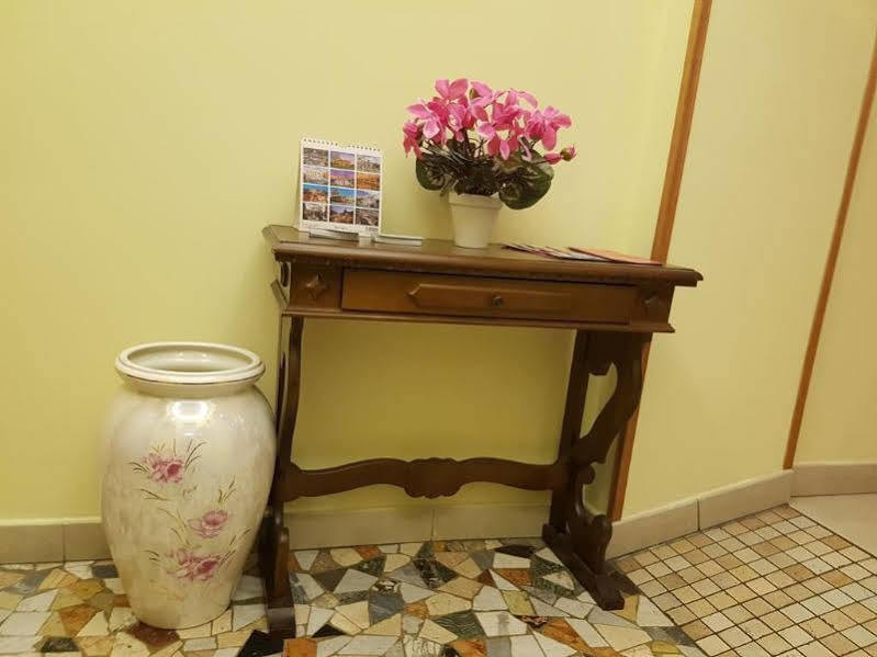 Alenic Bed & Breakfast Rome Exterior photo