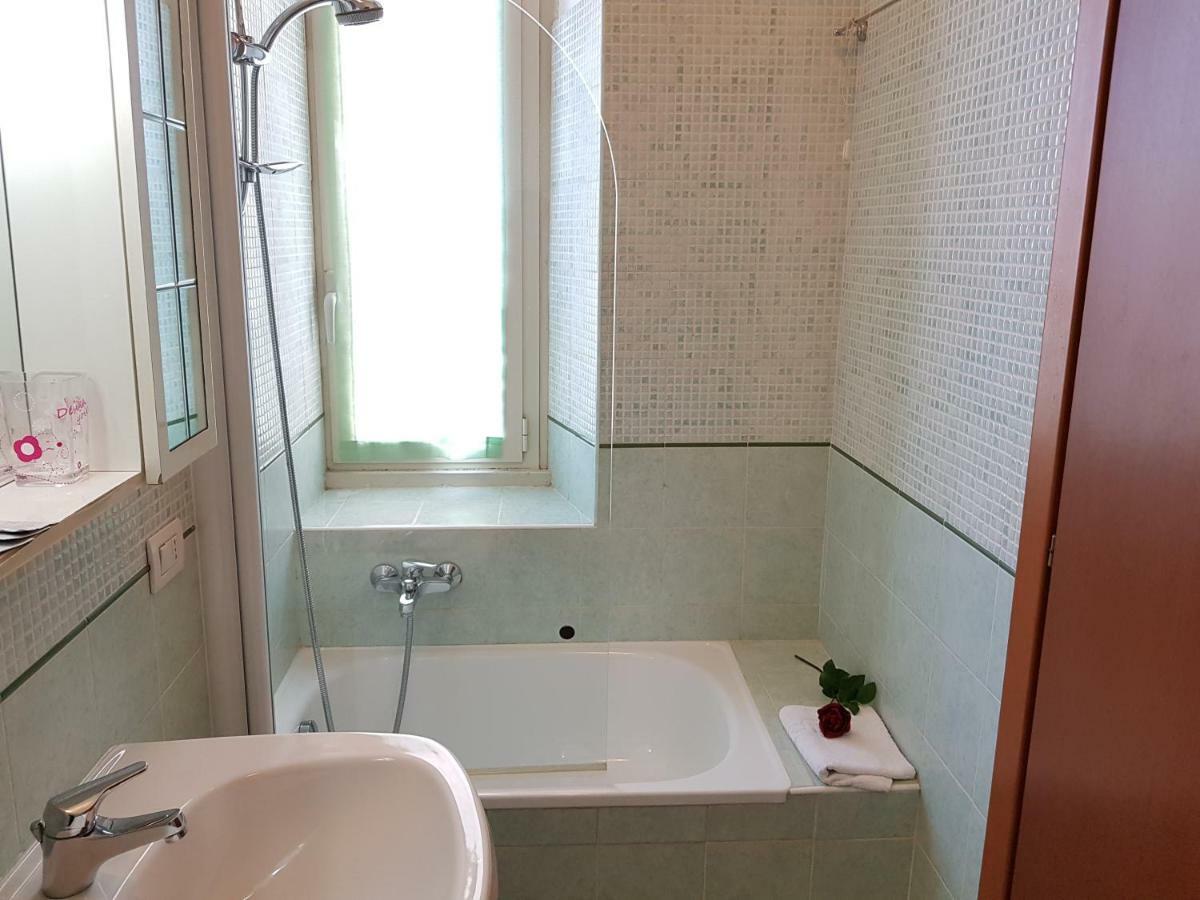 Alenic Bed & Breakfast Rome Exterior photo
